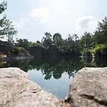 בית נופש Wellness - Vodni Nadrz Slapy - 40km Od Prahy Necin