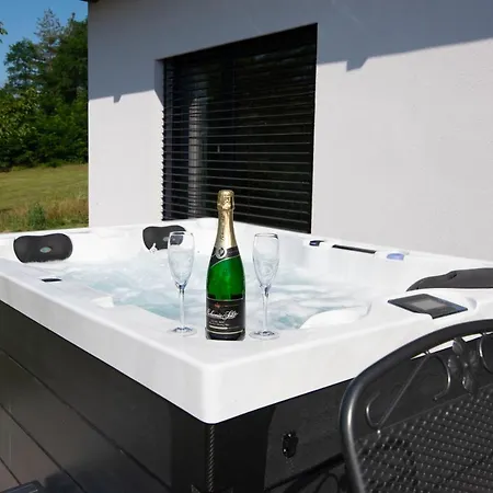 Casa vacanze Wellness - Vodní Nádrž Slapy - 40km Od Prahy
